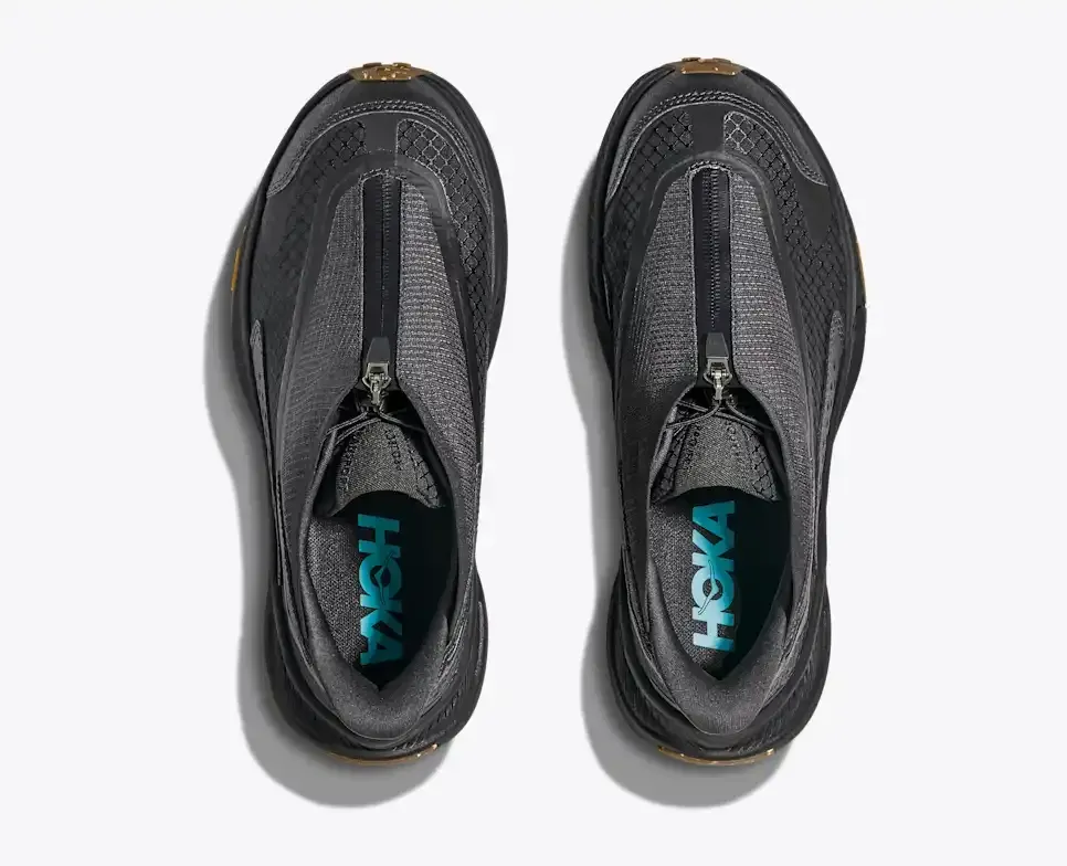 HOKA Project Transport Carbon Black